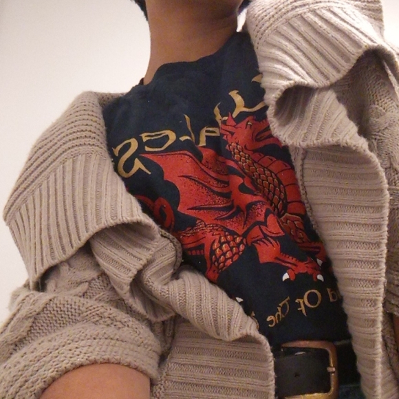 Sweater/Shawl - Picture 1 of 3